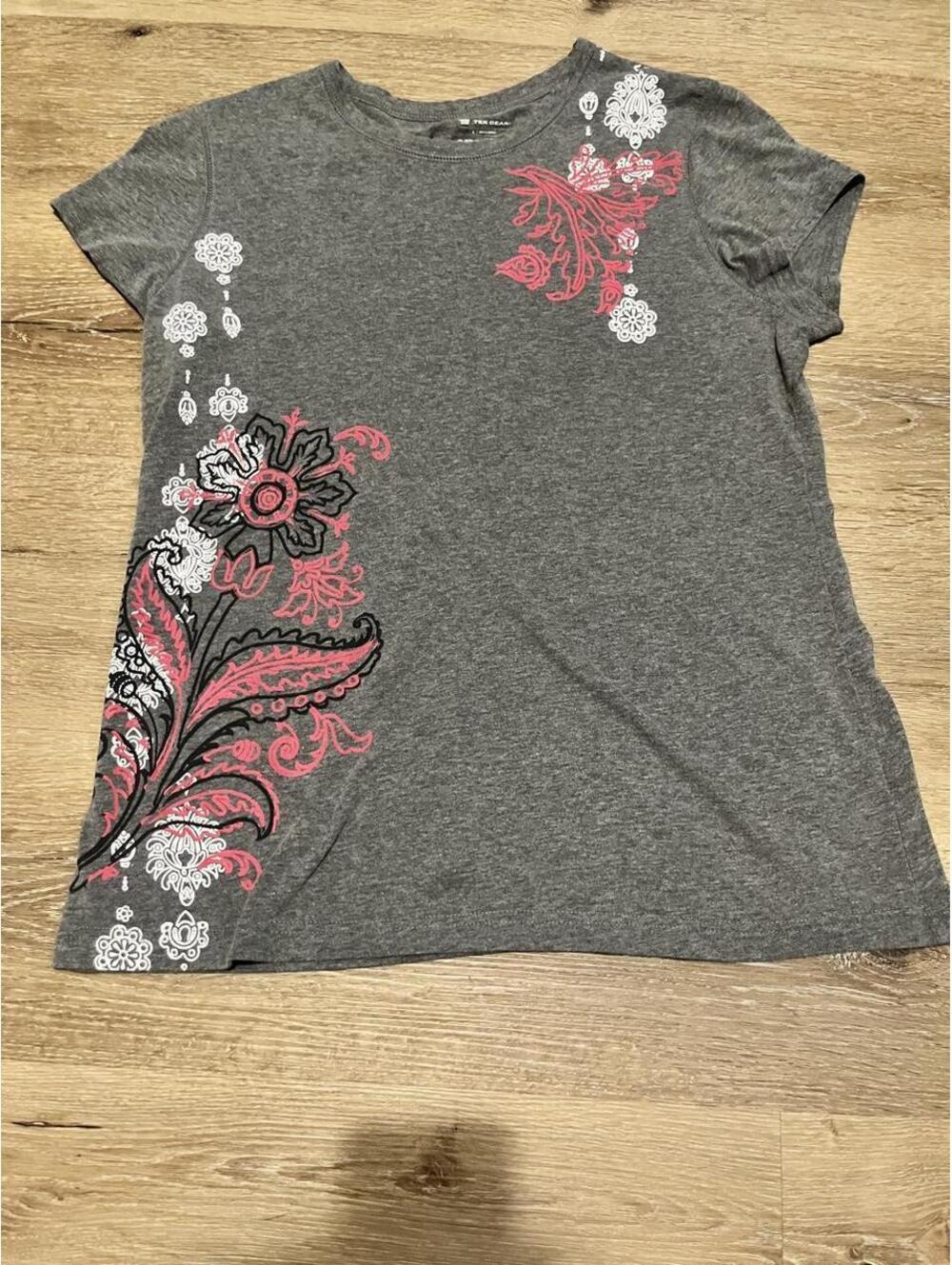Tek Gear Gray Floral Paisley Graphic Tee Size L